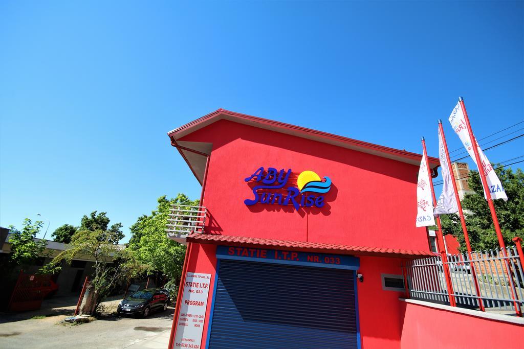 Hotel Aby Sunrise à Orşova Extérieur photo